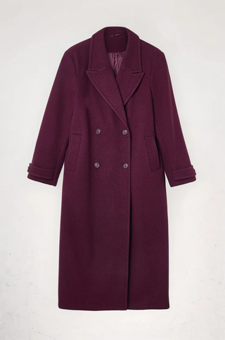 Daphne Woolen's long coat