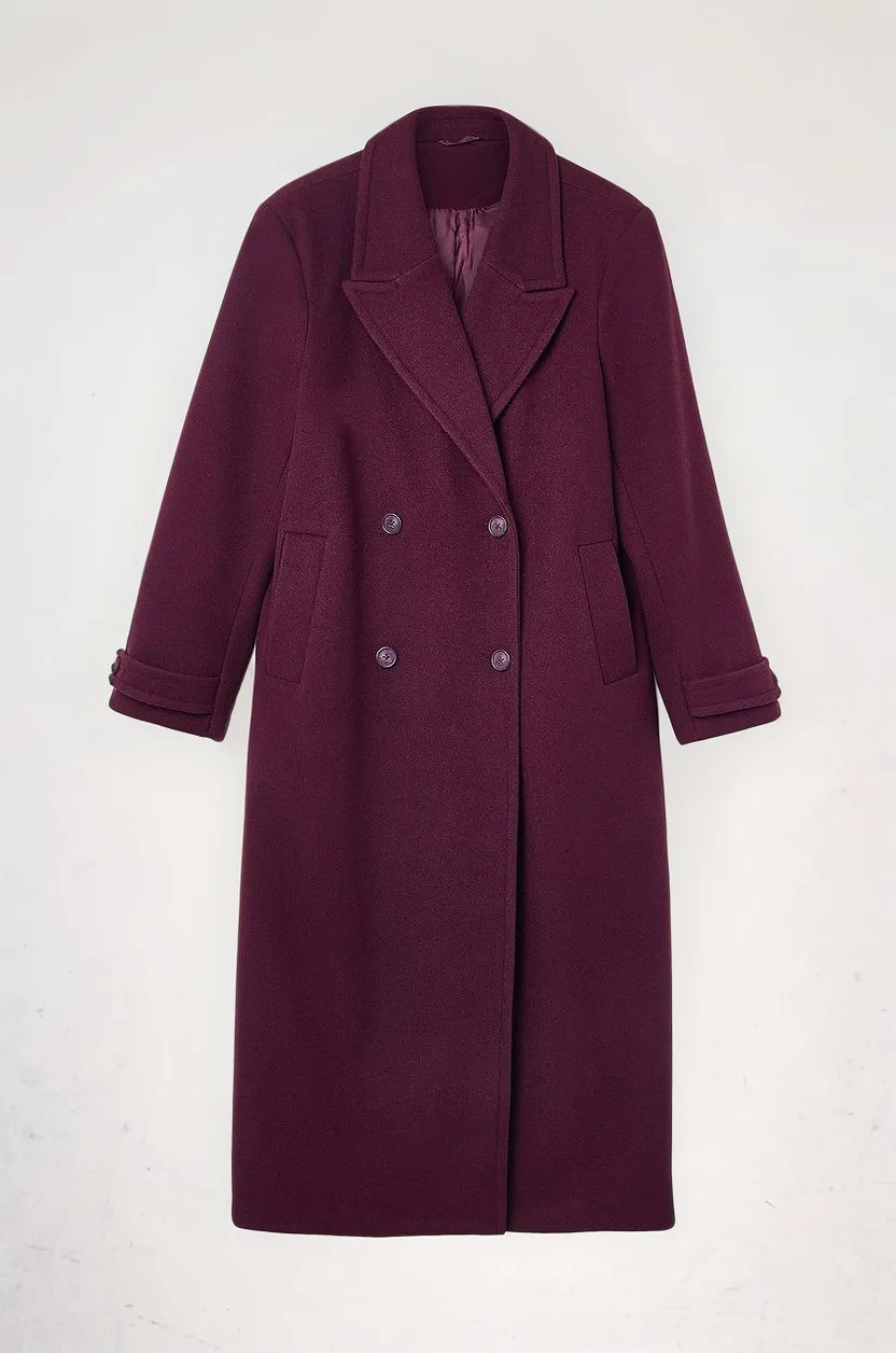 Daphne Woolen's long coat