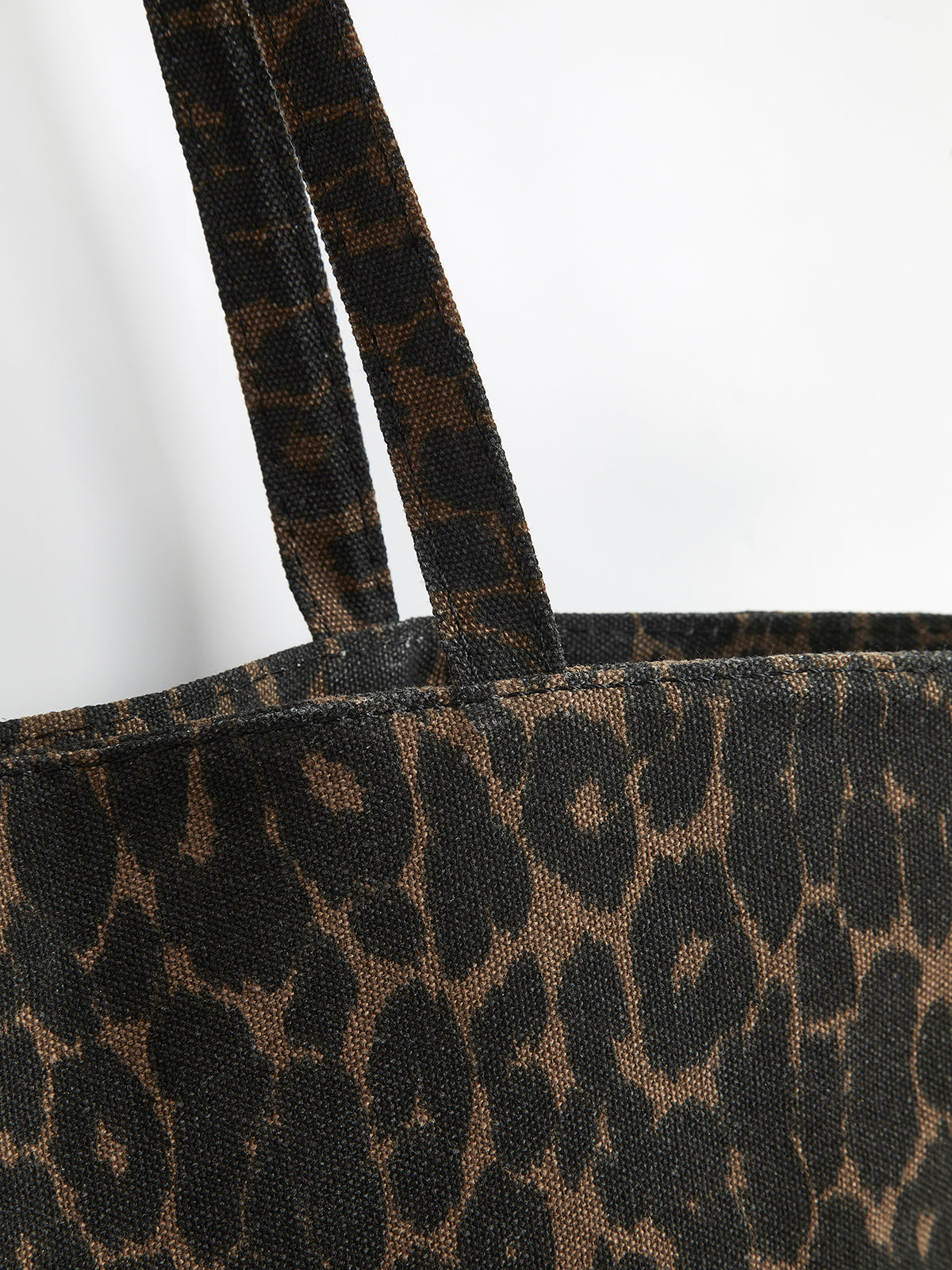 Zoey Leopard Print Shoulder Bag